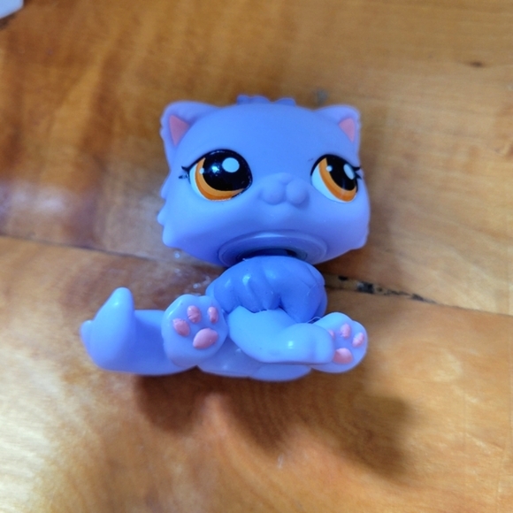 Littlest Pet Shop LPS #1771 Purple Cat Persian Kitten Orange Eyes 2007 - Picture 7 of 10